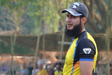 Ubaid lights up Chiang Mai Sixes with a brilliant display as Kashmir CC win the Cup